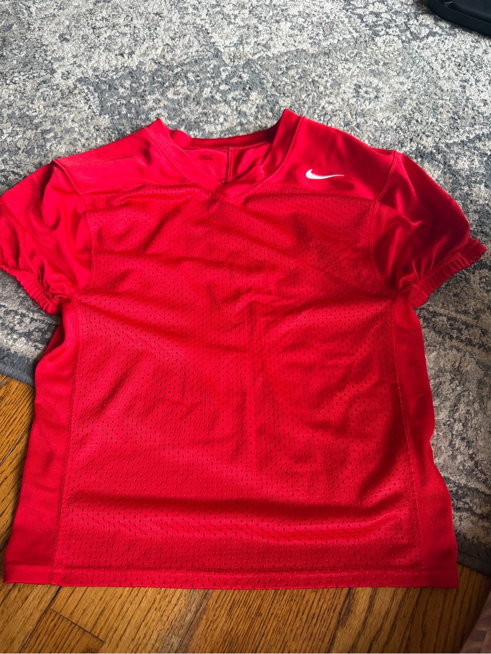 Nike Women’s Red Athletic Short Sleeve Jersey Top